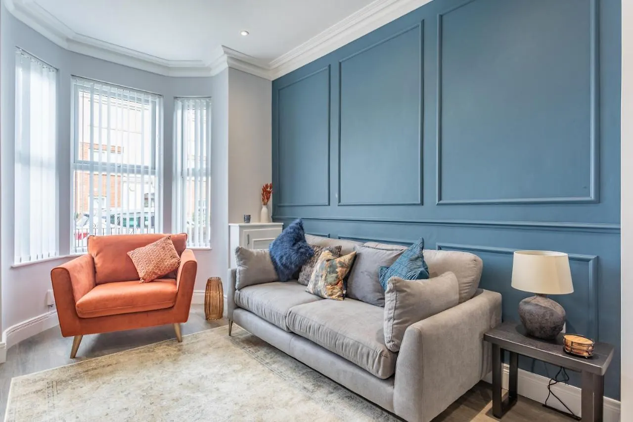 Luxury Edwardian Townhouse In Belfast 빌라