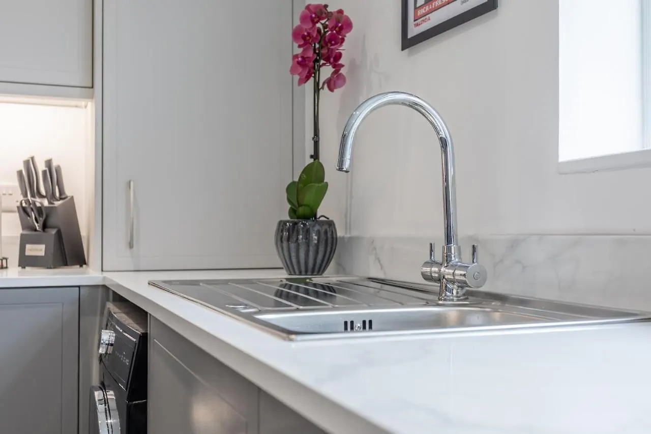 펜션 Luxury Edwardian Townhouse In Belfast 빌라 영국